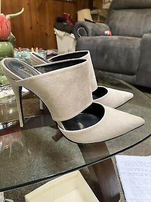#ad Schutz Quereda Leather Heels Color Cement Retail 180.00 NWT amp; Box $35.00