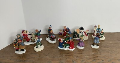 #ad Vintage Set Christmas Village Pieces People Figures Miniature Figurines Lot 10 $25.50
