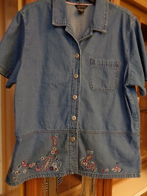 #ad T amp; Company denim short sleeve jacket with stitched floral trim size XL $11.98