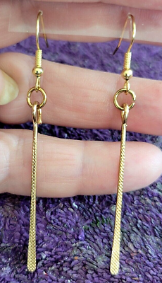 #ad Golden Beauty Drop Dangle Earrings 1 Pair Gold Tone Very Unique 2 1 4quot; $3.99