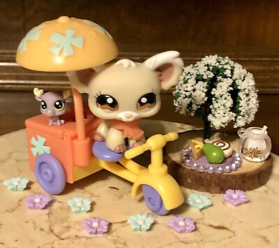 #ad Authentic Littlest Pet Shop #1170 Chihuahua w Tiny Moose🐾 $28.00