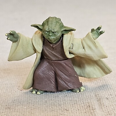 #ad 2001 Star Wars Yoda Jedi Master 3.75” Action Figure Attack of the Clones Saga $8.95