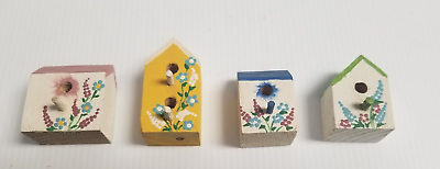 Lot L 4 Cute Small Wooden Painted Bird Houses Decoration Garden $4.74