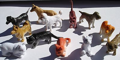 24 2quot; SMALL PLASTIC DOGS amp; CATS TOYS CARNIVAL OR EDUCATIONAL TOYS. PARTY $4.99