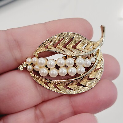 #ad Faux Pearl Texture Leaf Pin Brooch Gold Tone Vintage $17.05