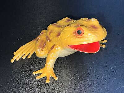 #ad Vintage Ja Ru Squishy Yellow Frog Squeak Toy 4.5” Long $11.99