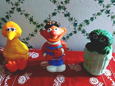 #ad 3 Vintage Rubber Squeaky Toy Muppets BIG BIRDERNIE OSCAR THE GROUCH 1979CBS $19.99