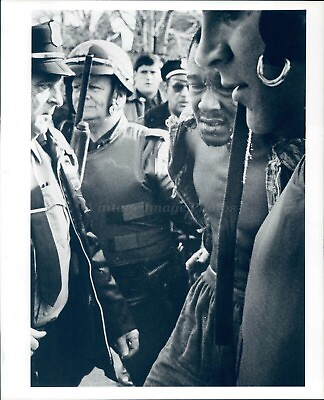 #ad 1988 Photo Cop Kill Suspect Dorchester Court Military Men Uniforms Guns Hill $24.99