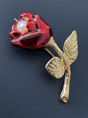 #ad VTG Gold Tone Red Enamel Rose Brooch Pin With A Faux Pearl 1.5” Jewelry $12.99