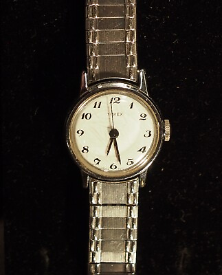 #ad vintage TIMEX Petite wrist watch 10052 7871 with flex strap $24.95