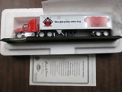Red Dog Ford Aeromax 1:100 Scale Die Cast Replica Matchbox 120514ame2 $16.74
