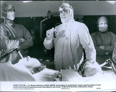 #ad 1983 Actor The Man With Two Brains Steve Martin Brain Surgery 8X10 Vintage Photo $19.99